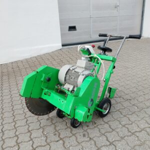 Leje af betonskærer / gulvsav til skæring af betongulv.