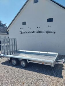 Leje af maskintrailer 3500kg